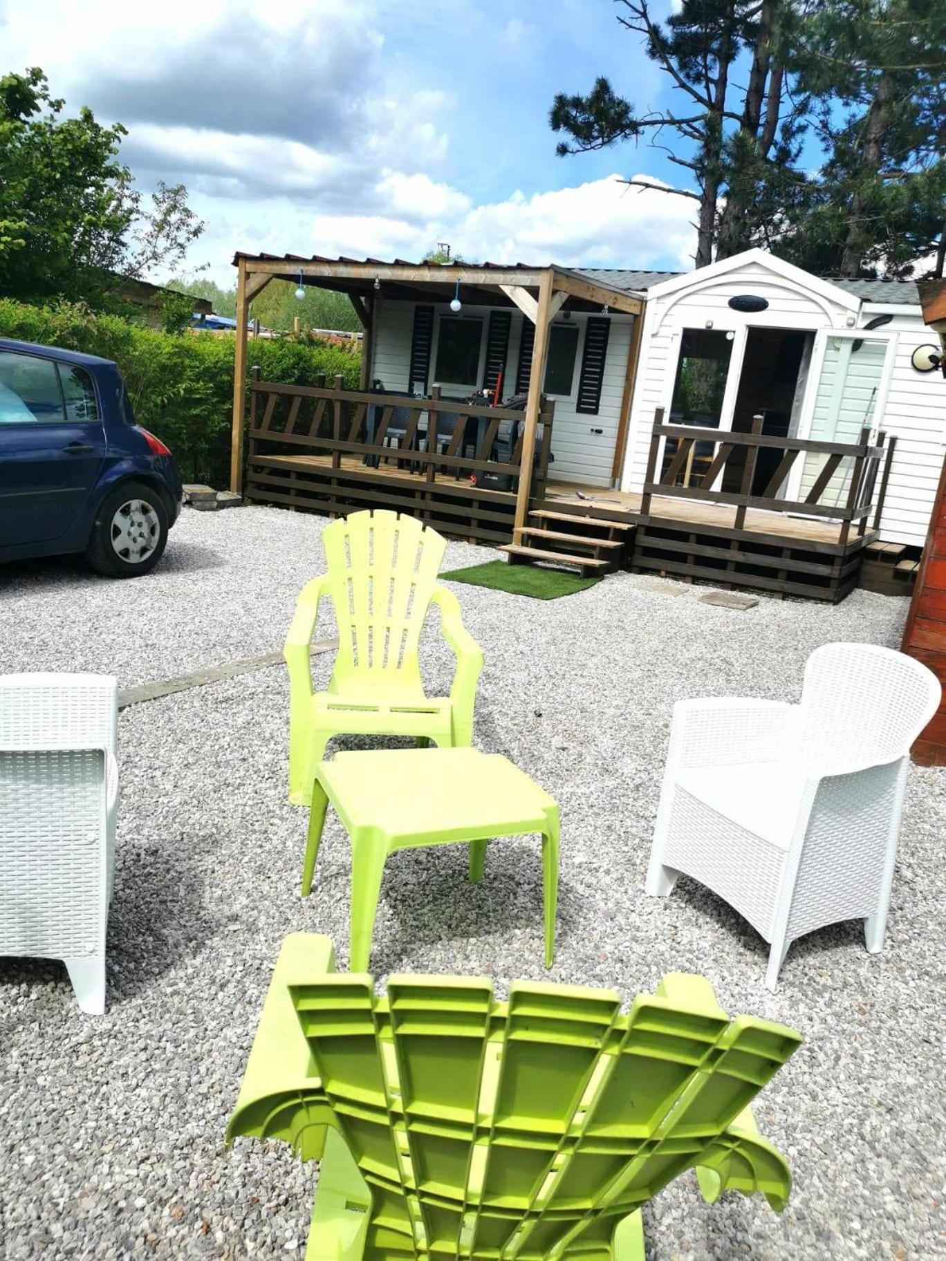 Hotel A Deux Pas Du Lac Ardres Exteriér fotografie